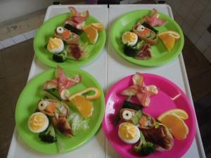 こどもの日のかわいいプレート給食